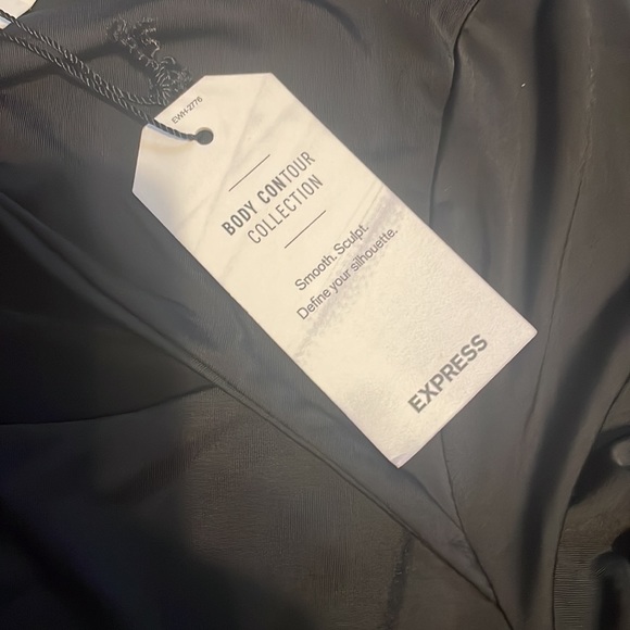 Express Body Contour Shirt - Picture 3 of 3